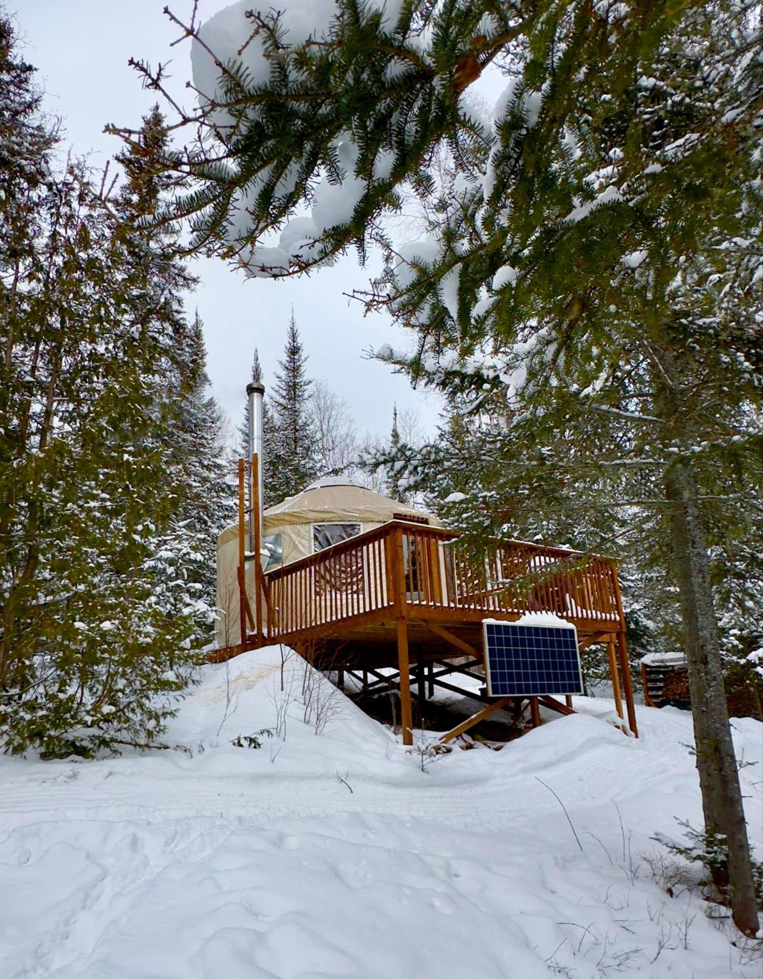 Les Racines Du P'Tit Isidore Rouyn-Noranda Esterno foto